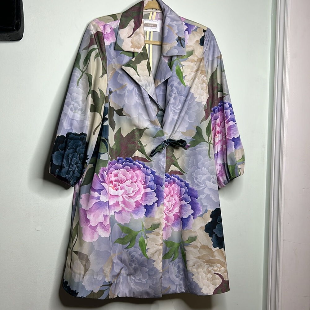 RIANI Floral Wrap Jacket
